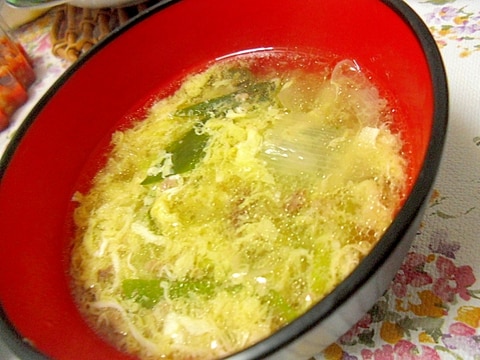 キャベツとネギと卵の中華スープ